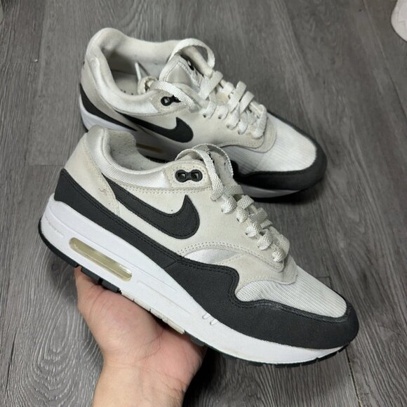 Nike Air Max 1 White Black Summit White Low Sneakers DZ2628-102 Womens Size 8.5